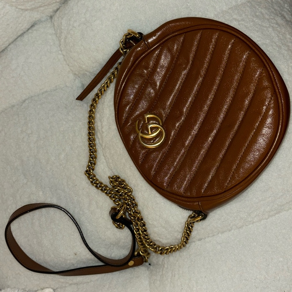 Gucci Bag Bought in 2021. Good condition, could use a cleaning.